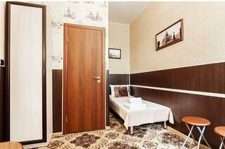 Гостевой дом Дом Романовых Санкт-Петербург Трехместный номер-7